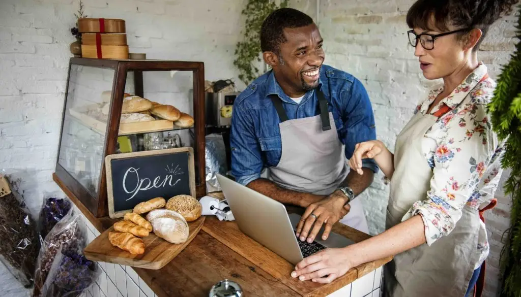 How Broker Networks Actually Work Behind the Scenes
